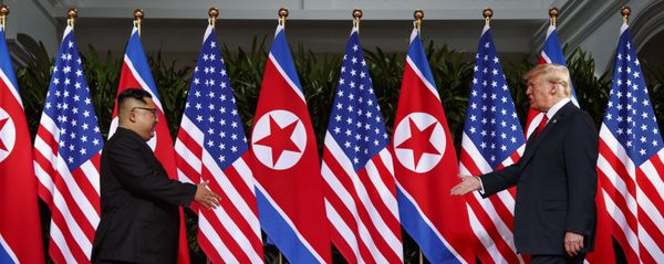 Kim Jong-un và Donald Trump - Sputnik Việt Nam