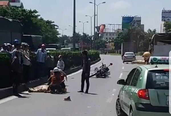 CSGT bị thương nặng sau vụ tai nạn  - Sputnik Việt Nam