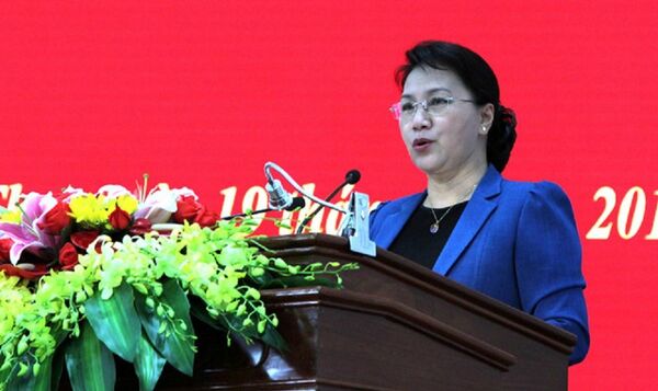 Chủ tịch Quốc hội Nguyễn Thị Kim Ngân tại buổi tiếp xúc cử tri TP.Cần Thơ, ngày 19.6 - Sputnik Việt Nam