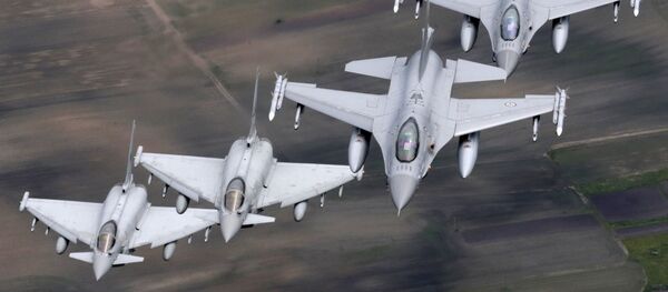 F-16 - Sputnik Việt Nam