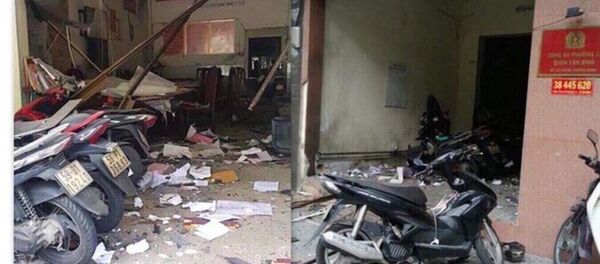 Hiện trường vụ nổ tại trụ sở Công an phường 12, quận Tân Bình. - Sputnik Việt Nam