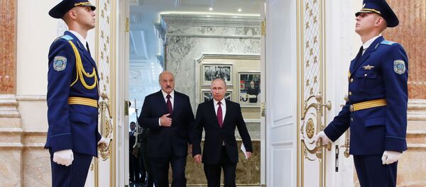 Tổng thống Nga Vladimir Putin và Tổng thống Belarus Alexander Lukashenko - Sputnik Việt Nam