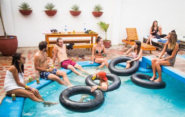 Drop Bear Hostel  - Sputnik Việt Nam