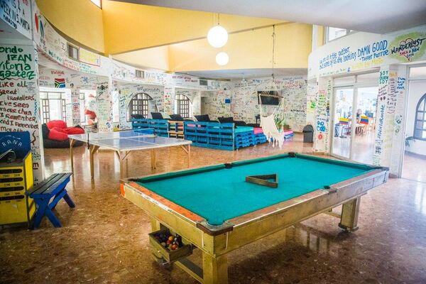 Drop Bear Hostel  - Sputnik Việt Nam