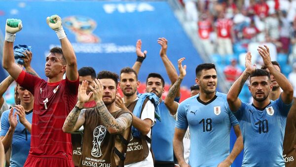 Trận đấu World Cup giữa Uruguay và Nga - Sputnik Việt Nam