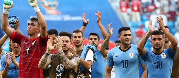Trận đấu World Cup giữa Uruguay và Nga - Sputnik Việt Nam