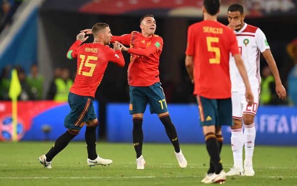Trận đấu World Cup giữa Tây Ban Nha và Morocco - Sputnik Việt Nam