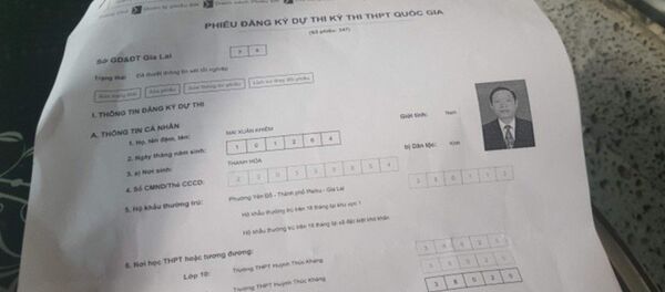 Hồ Sơ của ông Mai Xuân Khiêm nộp đăng ký kỳ thi THPT quốc gia năm 2018 - Sputnik Việt Nam