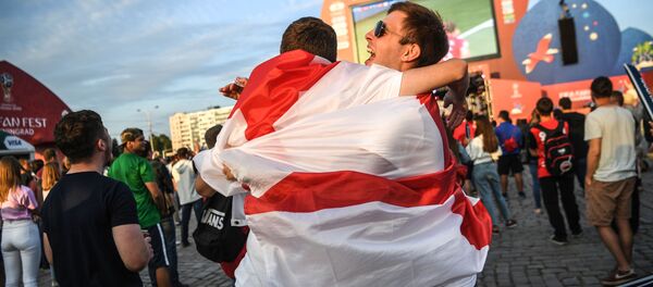 Người hâm mộ đội tuyển Anh trong trận đấu vòng bảng World Cup giữa hai đội tuyển quốc gia Tunisia và Anh - Sputnik Việt Nam