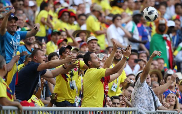 Trận đấu vòng bảng World Cup giữa đội tuyển Senegal và Colombia - Sputnik Việt Nam