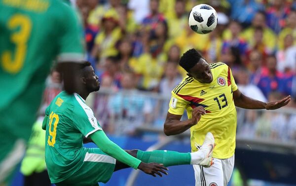 Trận đấu vòng bảng World Cup giữa đội tuyển Senegal và Colombia - Sputnik Việt Nam