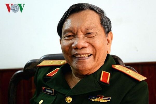 Thiếu tướng Phan Khắc Hải, nguyên Tổng Biên tập báo Quân đội nhân dân, nguyên Thứ trưởng Bộ Văn hóa-Thông tin. Thiếu tướng Phan Khắc Hải, nguyên Tổng Biên tập báo Quân đội nhân dân, nguyên Thứ trưởng Bộ Văn hóa-Thông tin. - Sputnik Việt Nam