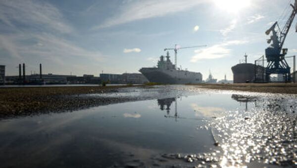 Tàu chở trực thăng Sevastopol loại Mistral - Sputnik Việt Nam