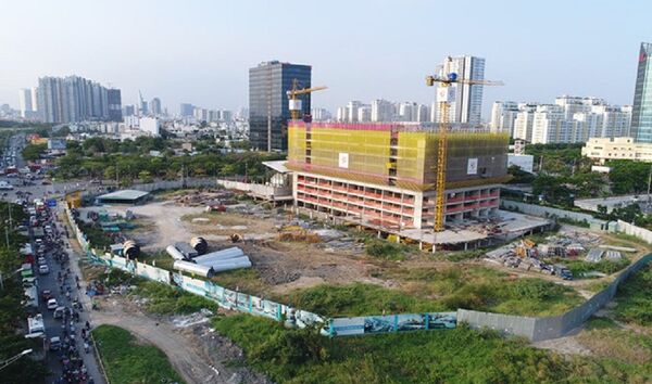 Ngoài lô đất 32 ha ở Phước Kiển, công ty Tân Thuận còn có thêm giao dịch với QCG một lô đất ở phường Tân Phong, quận 7. - Sputnik Việt Nam