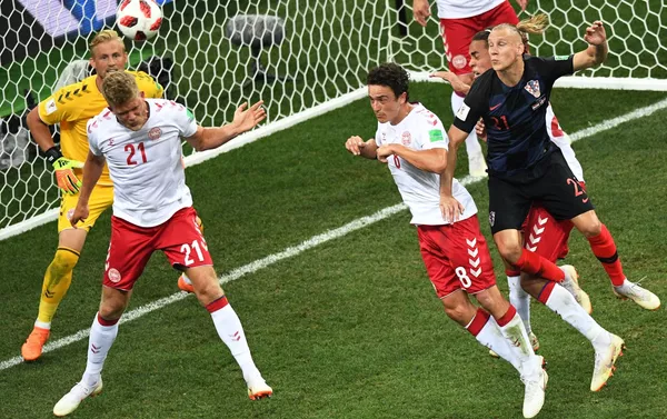 Trận đấu World Cup giữa đội tuyển Croatia và Đan Mạch Trận đấu World Cup giữa đội tuyển Croatia và Đan Mạch - Sputnik Việt Nam