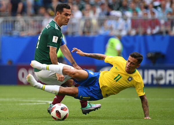 Trận đấu World Cup giữa đội tuyển Brazil và Mexico Trận đấu World Cup giữa đội tuyển Brazil và Mexico - Sputnik Việt Nam