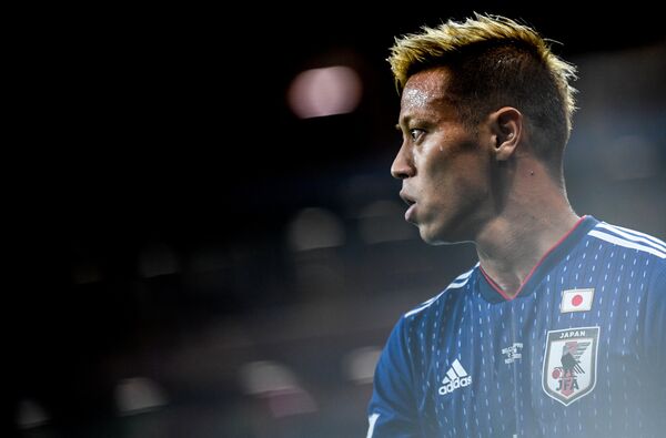 Keisuke Honda trong khi trận đấu World Cup giữa đội tuyển Bỉ và Nhật Bản  - Sputnik Việt Nam