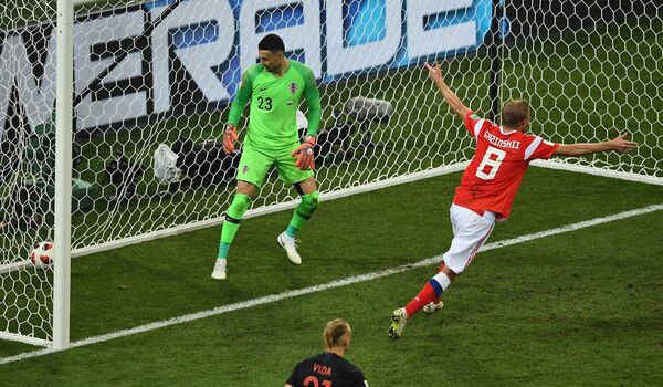 Trận đấu vòng bảng World Cup giữa đội tuyển Nga và Croatia - Sputnik Việt Nam