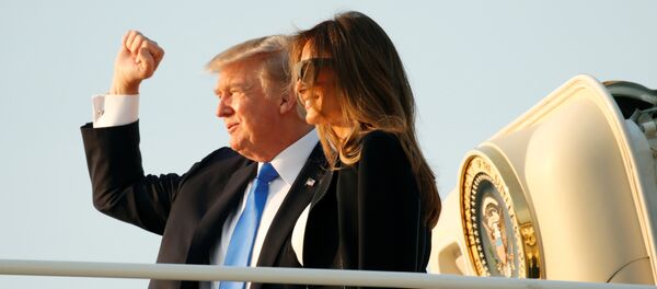 Donald và Melania Trump - Sputnik Việt Nam