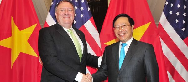 Sáng 9/7/2018, tại Trụ sở Bộ Ngoại giao, Phó Thủ tướng, Bộ trưởng Ngoại giao Phạm Bình Minh đón và hội đàm với Ngoại trưởng Hoa Kỳ Mike Pompeo đang có chuyến thăm chính thức Việt Nam. - Sputnik Việt Nam