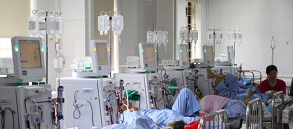 Hệ thống máy chạy thận nhân tạo ở Bệnh viện đa khoa Hòa Bình. - Sputnik Việt Nam