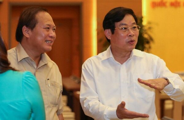 Ông Trương Minh Tuấn (trái) và ông Nguyễn Bắc Son - Sputnik Việt Nam