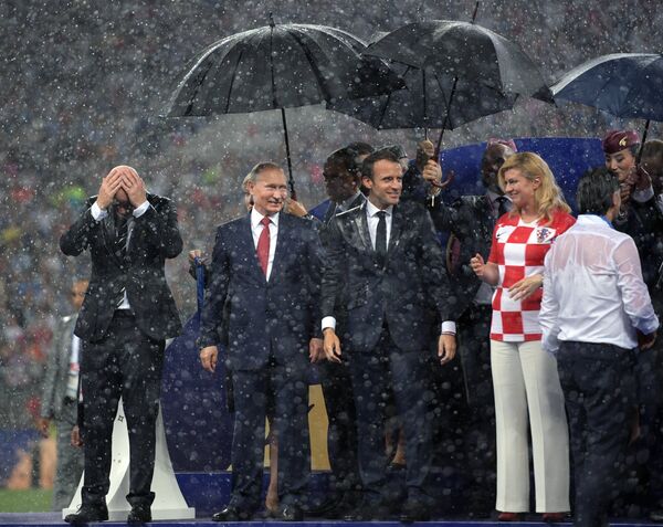 Lễ long trọng trao giải thưởng cho các cầu thủ của World Cup 2018 - Sputnik Việt Nam