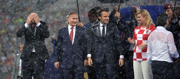 Lễ long trọng trao giải thưởng cho các cầu thủ của World Cup 2018 Lễ long trọng trao giải thưởng cho các cầu thủ của World Cup 2018 - Sputnik Việt Nam