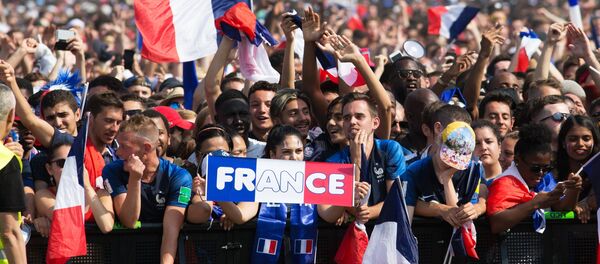 Paris vinh danh chiến thắng của Pháp tại World Cup 2018 - Sputnik Việt Nam