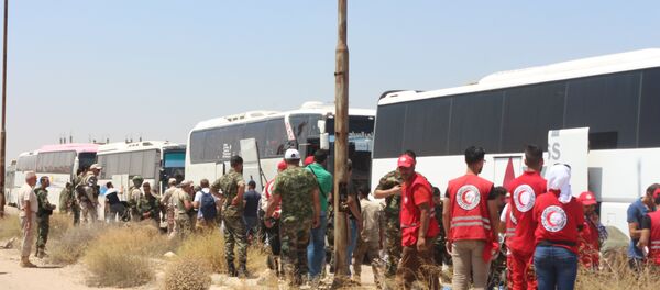 Thành phố Deraa, Nam Syria: Quân cảnh Nga giúp giải thoát tù nhân và đảm bảo an ninh - Sputnik Việt Nam