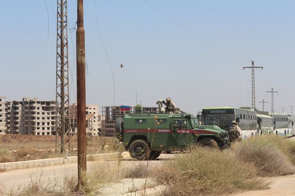 Thành phố Deraa, Nam Syria: Quân cảnh Nga giúp giải thoát tù nhân và đảm bảo an ninh - Sputnik Việt Nam