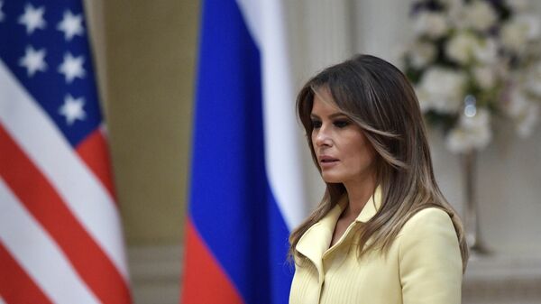 Melania Trump trong khi cuộc gặp gỡ giữa Vladimir Putin và Donald Trump - Sputnik Việt Nam
