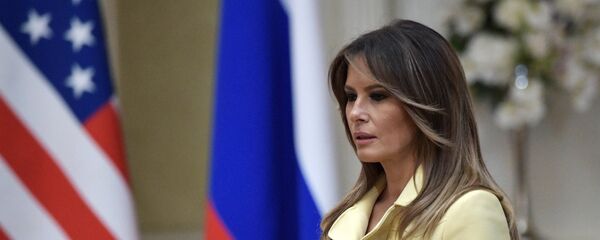 Melania Trump trong khi cuộc gặp gỡ giữa Vladimir Putin và Donald Trump - Sputnik Việt Nam