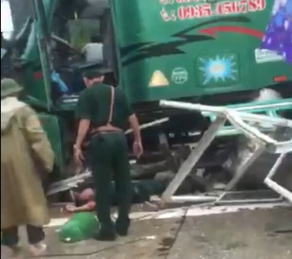 Hiện trường vụ tai nạn. - Sputnik Việt Nam