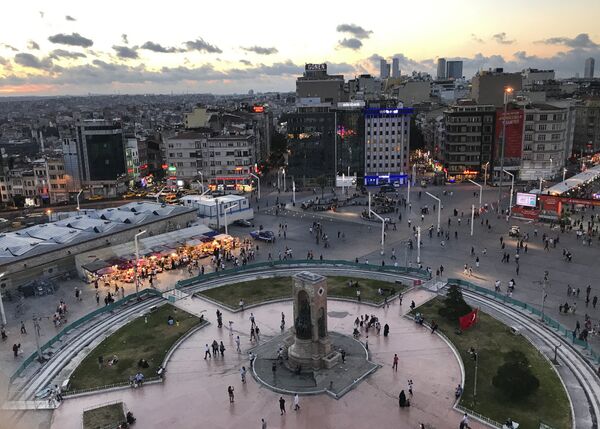 Nhà chiêm tinh cho biết các nơi cần đến cho mỗi cung Hoàng đạo trong năm 2020 - Sputnik Việt Nam