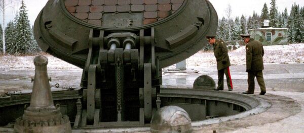 Tên lửa Topol-M Tên lửa Topol-M - Sputnik Việt Nam