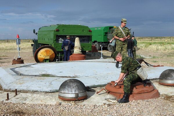 Chuẩn bị phóng tên lửa của tổ hợp chiến lược Voevoda - Sputnik Việt Nam