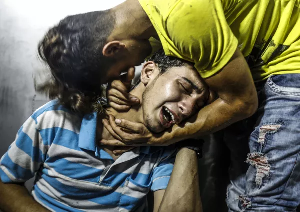 Người dân Palestine khóc thương hai thiếu niên vô tội thiệt mạng trong cuộc không kích của Israel tại Dải Gaza Người dân Palestine khóc thương hai thiếu niên vô tội thiệt mạng trong cuộc không kích của Israel tại Dải Gaza - Sputnik Việt Nam