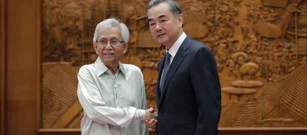 Сhuyến thăm của ông Tun Daim Zainuddin, phái viên đặc biệt của Thủ tướng Malaysia tới Bắc Kinh Сhuyến thăm của ông Tun Daim Zainuddin, phái viên đặc biệt của Thủ tướng Malaysia tới Bắc Kinh - Sputnik Việt Nam