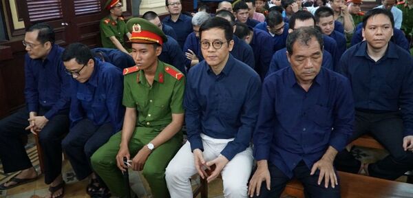 Các bị cáo tại phiên tòa sáng nay Các bị cáo tại phiên tòa sáng nay - Sputnik Việt Nam