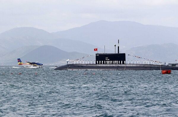 Tàu ngầm tấn công Kilo của Việt Nam  - Sputnik Việt Nam
