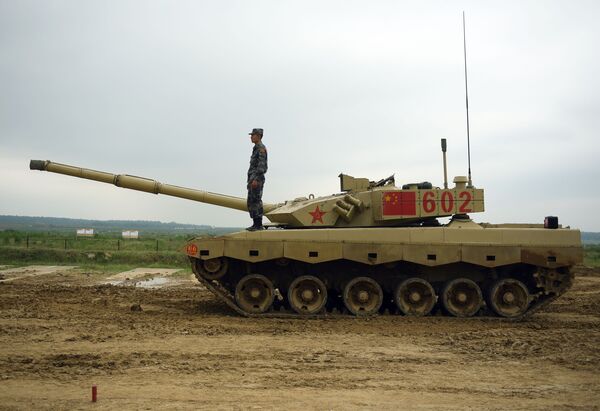 Xe tăng Type-96 Quân đội Trung Quốc chuẩn bị cho cuộc thi quốc tế Tank Biathlon-2018 - Sputnik Việt Nam