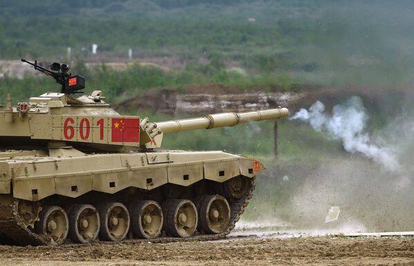 Xe tăng Type-96 Quân đội Trung Quốc chuẩn bị cho cuộc thi quốc tế Tank Biathlon-2018 - Sputnik Việt Nam