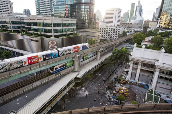 Các chuyên gia làm việc tại nơi xảy ra vụ nổ ở trung tâm Bangkok - Sputnik Việt Nam