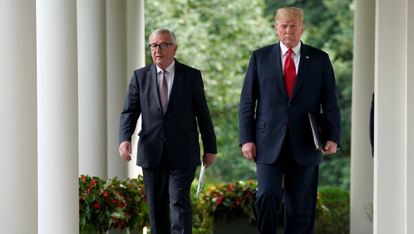 Jean-Claude Juncker và Donald Trump - Sputnik Việt Nam