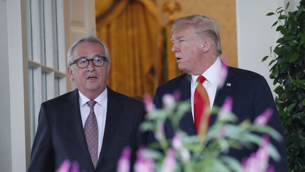 Jean-Claude Juncker và Donald Trump - Sputnik Việt Nam