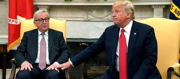 Donald Trump và Jean-Claude Juncker - Sputnik Việt Nam