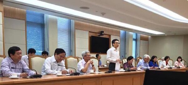 Phó Thủ tướng Vũ Đức Đam đề nghị mọi chuyên gia thẳng thắn, cởi mở cho ý kiến. - Sputnik Việt Nam