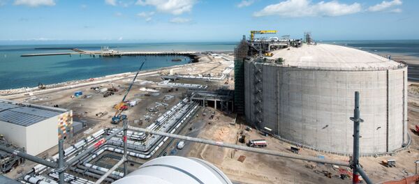 Терминал сжиженного природного газа (СПГ) во Франции - Sputnik Việt Nam