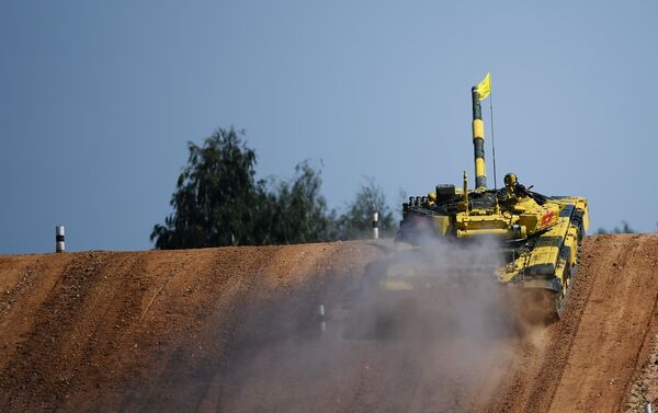 Đội lính tăng Việt Nam trên đường đua Tank Biathlon - Sputnik Việt Nam